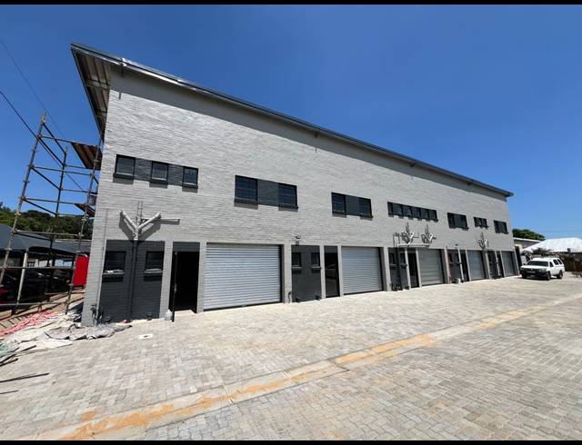 95M² WAREHOUSE TO LET IN FERNDALE